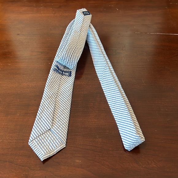 Seersucker Tie from The Tie Bar - Picture 2 of 3